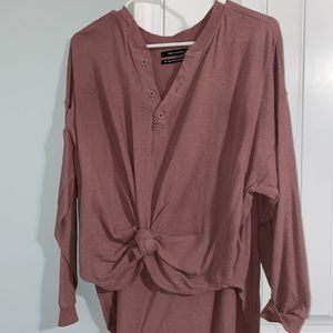 UO LONG SLEEVE